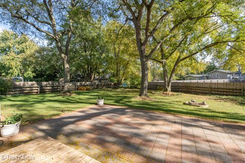 Tiny photo for 6937 Parkview Drive, Downers Grove, IL 60516 (MLS # 12451599)