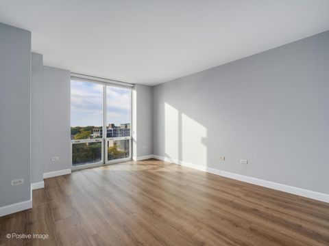 Tiny photo for 1640 Maple Avenue #804, Evanston, IL 60201 (MLS # 12507882)