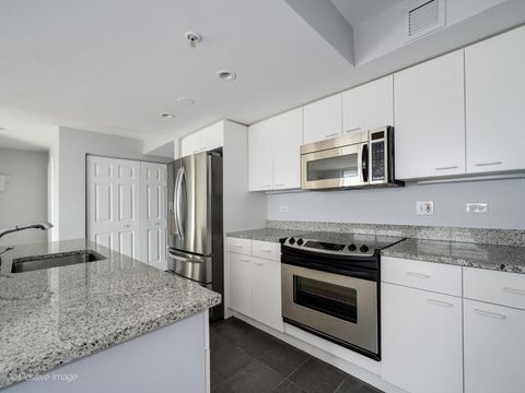 Tiny photo for 1640 Maple Avenue #804, Evanston, IL 60201 (MLS # 12507882)