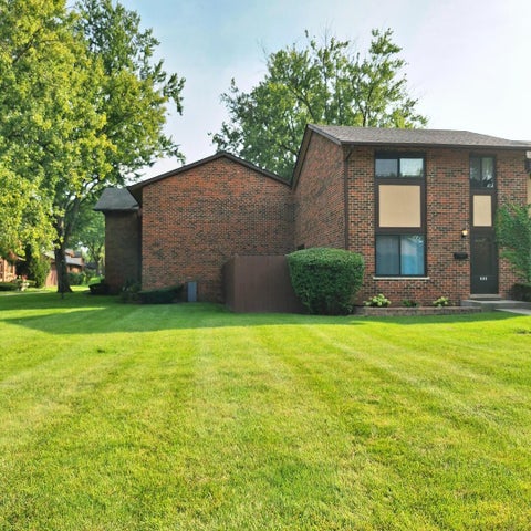 Photo of 18W085 14th Street, Villa Park, IL 60181 (MLS # 12776342)