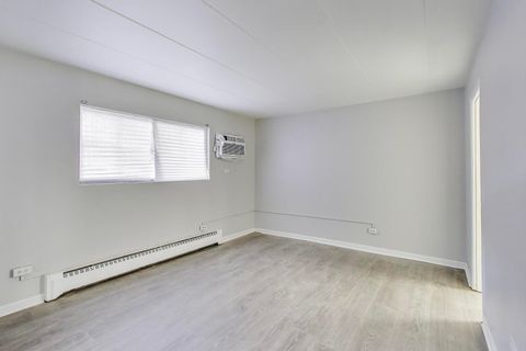 Tiny photo for 2345 185th Court #1, Lansing, IL 60438 (MLS # 12498593)