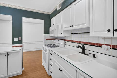 Tiny photo for 5200 CARRIAGEWAY Drive #317, Rolling Meadows, IL 60008 (MLS # 12739652)