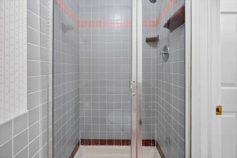 Tiny photo for 5200 CARRIAGEWAY Drive #317, Rolling Meadows, IL 60008 (MLS # 12739652)