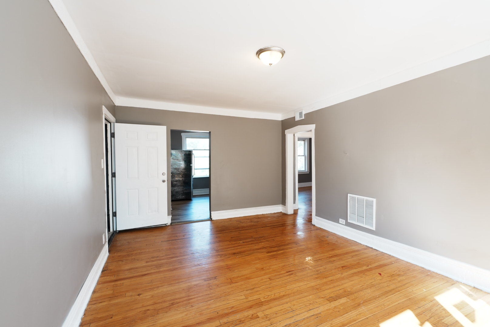 510 W 75TH Street