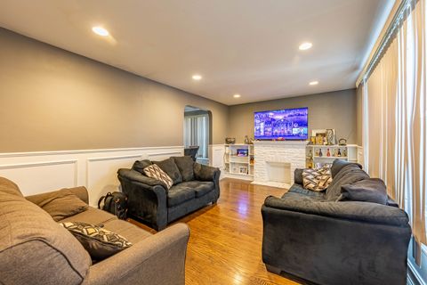 Tiny photo for 3938 W 66th Place, Chicago, IL 60629 (MLS # 12639651)
