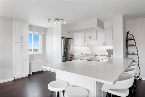 Tiny photo for 7141 N Kedzie Avenue #1502, Chicago, IL 60645 (MLS # 12489330)