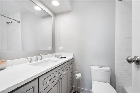 Tiny photo for 7141 N Kedzie Avenue #1502, Chicago, IL 60645 (MLS # 12489330)