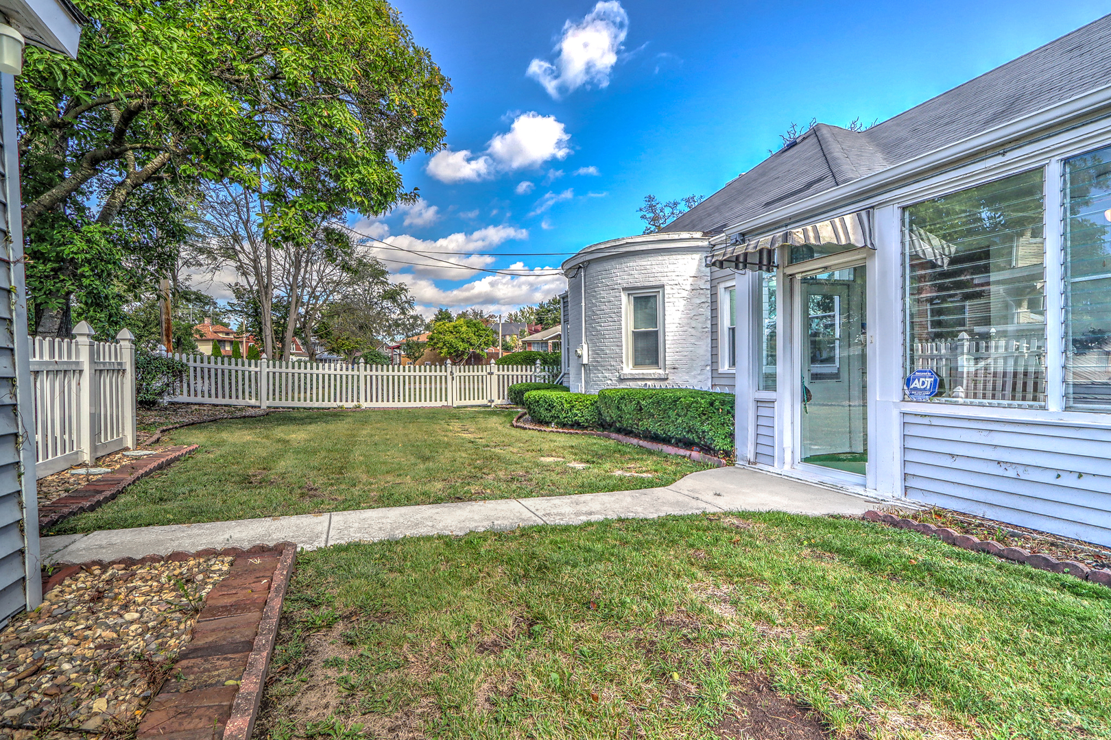 1606 Edgewood Avenue