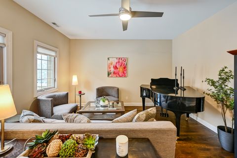 Tiny photo for 210 N Cass Avenue #6, Westmont, IL 60559 (MLS # 12602150)