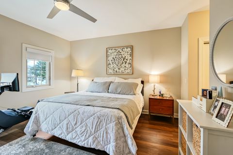 Tiny photo for 210 N Cass Avenue #6, Westmont, IL 60559 (MLS # 12602150)