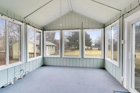 Tiny photo for 27W734 Parkview Avenue, Warrenville, IL 60555 (MLS # 12584799)