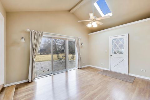 Tiny photo for 27W734 Parkview Avenue, Warrenville, IL 60555 (MLS # 12584799)