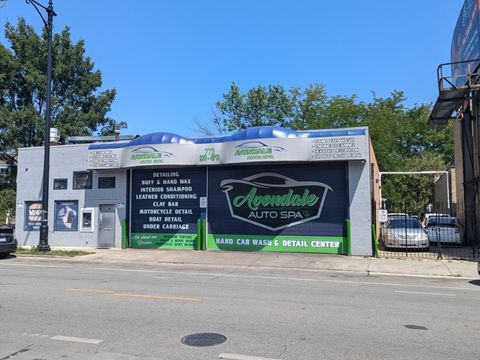 3389 N Milwaukee Avenue Chicago IL 60641
