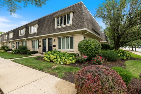 Photo of 2128 W 111th Street #A, Chicago, IL 60643 (MLS # 12719455)