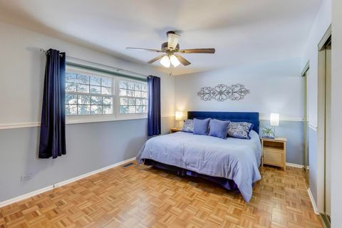 Tiny photo for 504 W Braeside Drive, Arlington Heights, IL 60004 (MLS # 12549281)