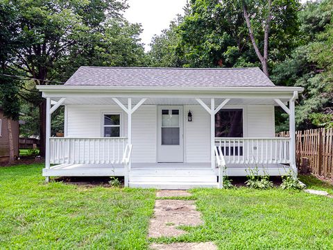 Photo of 1030 N Walnut Street, Monticello, IL 61856 (MLS # 12562970)