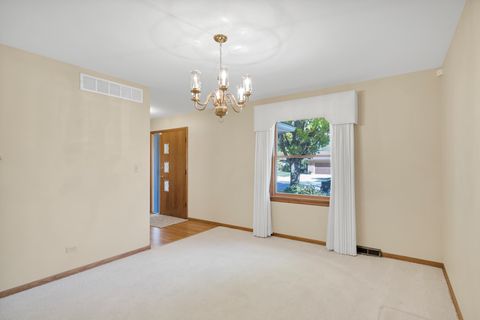 Tiny photo for 1666 Lin Lor Court, Elgin, IL 60123 (MLS # 12505840)