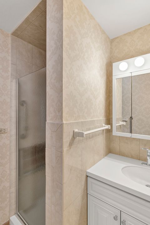 Tiny photo for 1666 Lin Lor Court, Elgin, IL 60123 (MLS # 12505840)