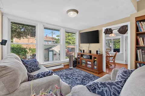 Tiny photo for 532 S Grove Avenue, Oak Park, IL 60304 (MLS # 12708477)