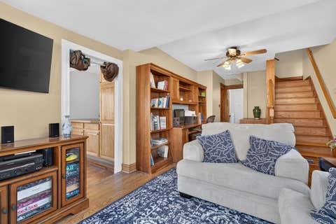 Tiny photo for 532 S Grove Avenue, Oak Park, IL 60304 (MLS # 12708477)