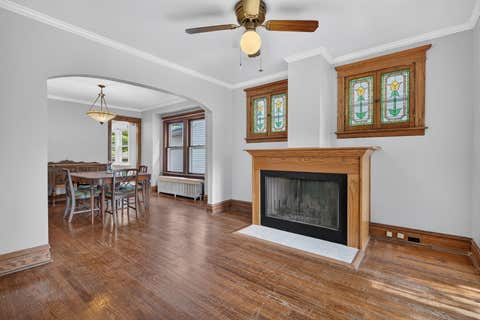 Tiny photo for 532 S Grove Avenue, Oak Park, IL 60304 (MLS # 12708477)