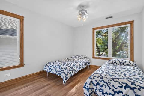 Tiny photo for 532 S Grove Avenue, Oak Park, IL 60304 (MLS # 12708477)