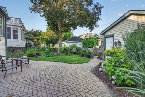 Tiny photo for 532 S Grove Avenue, Oak Park, IL 60304 (MLS # 12708477)
