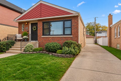 Tiny photo for 10241 S Albany Avenue, Chicago, IL 60655 (MLS # 12797752)