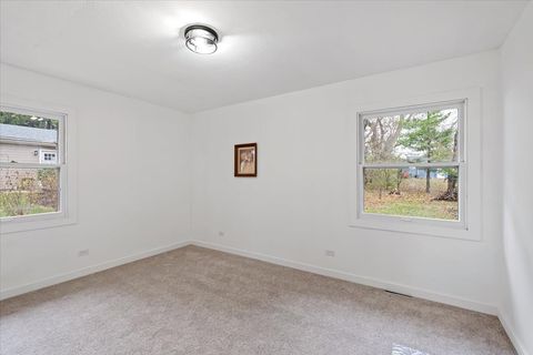 Tiny photo for 27 Maple Avenue, Lake Zurich, IL 60047 (MLS # 12517276)