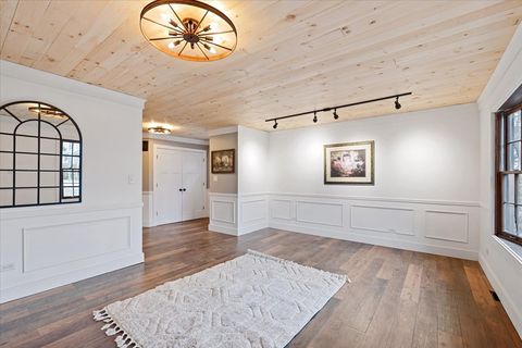 Tiny photo for 27 Maple Avenue, Lake Zurich, IL 60047 (MLS # 12517276)