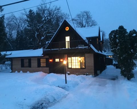 Tiny photo for 27 Maple Avenue, Lake Zurich, IL 60047 (MLS # 12517276)