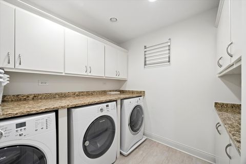 Tiny photo for 5615 Childs Avenue, Hinsdale, IL 60521 (MLS # 12640006)