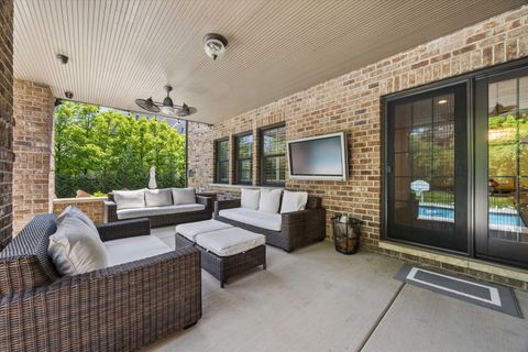 Tiny photo for 5615 Childs Avenue, Hinsdale, IL 60521 (MLS # 12640006)