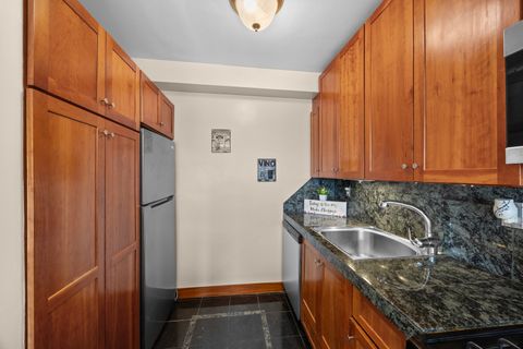 Tiny photo for 4880 N Marine Drive #606, Chicago, IL 60640 (MLS # 12532597)