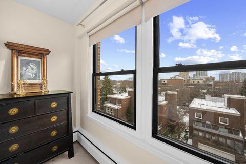 Tiny photo for 4880 N Marine Drive #606, Chicago, IL 60640 (MLS # 12532597)