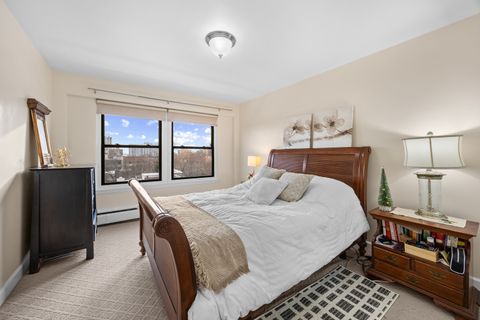 Tiny photo for 4880 N Marine Drive #606, Chicago, IL 60640 (MLS # 12532597)