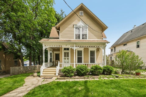 Photo of 17 S Liberty Street, Elgin, IL 60120 (MLS # 12660595)