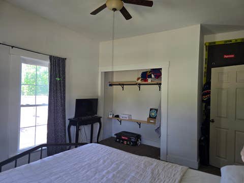 Tiny photo for 729 Locust Street, Carthage, IL 62321 (MLS # 100539034)
