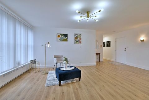 Tiny photo for 1301 W Touhy Avenue #315, Park Ridge, IL 60068 (MLS # 12542429)