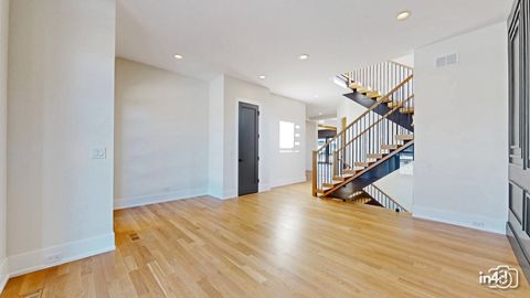 Tiny photo for 261 N Highview Avenue, Elmhurst, IL 60126 (MLS # 12537436)