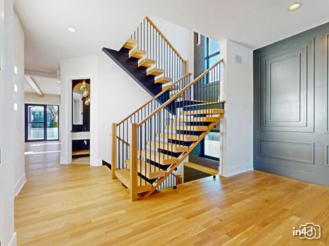 Tiny photo for 261 N Highview Avenue, Elmhurst, IL 60126 (MLS # 12537436)