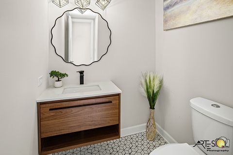 Tiny photo for 368 Cedar Tree Court, Hoffman Estates, IL 60169 (MLS # 12480318)