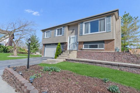 Tiny photo for 24W474 Surf Court, Naperville, IL 60540 (MLS # 12630365)