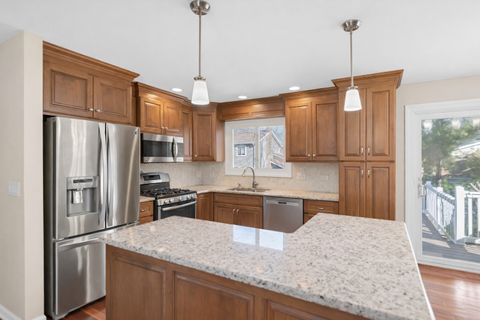 Tiny photo for 24W474 Surf Court, Naperville, IL 60540 (MLS # 12630365)