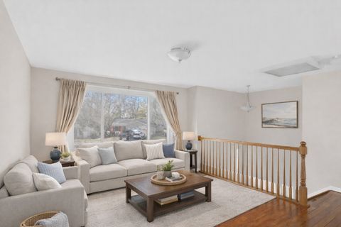 Tiny photo for 24W474 Surf Court, Naperville, IL 60540 (MLS # 12630365)