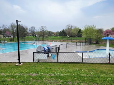 Tiny photo for 24W474 Surf Court, Naperville, IL 60540 (MLS # 12630365)