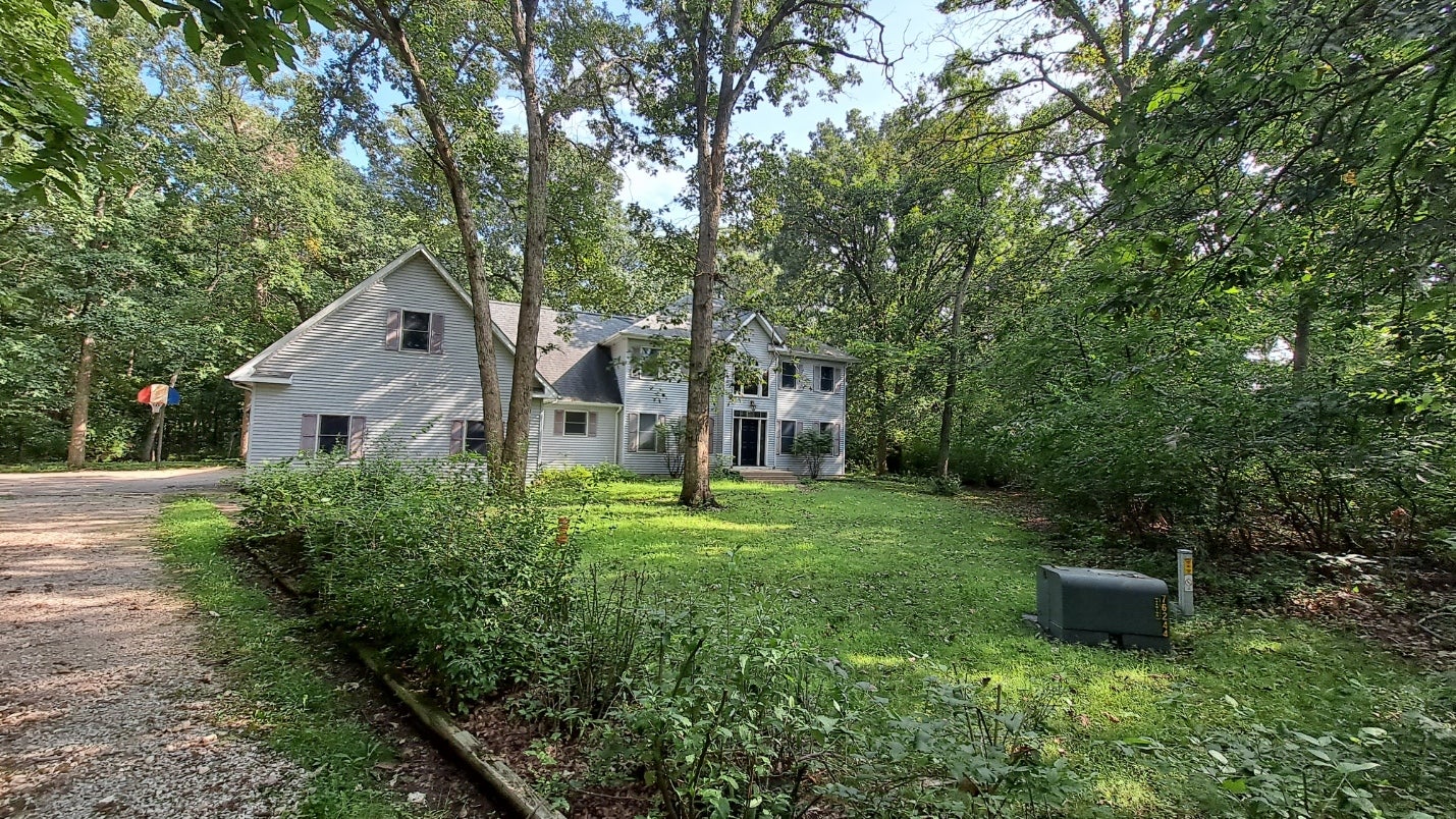 2558 N 2950th Road
