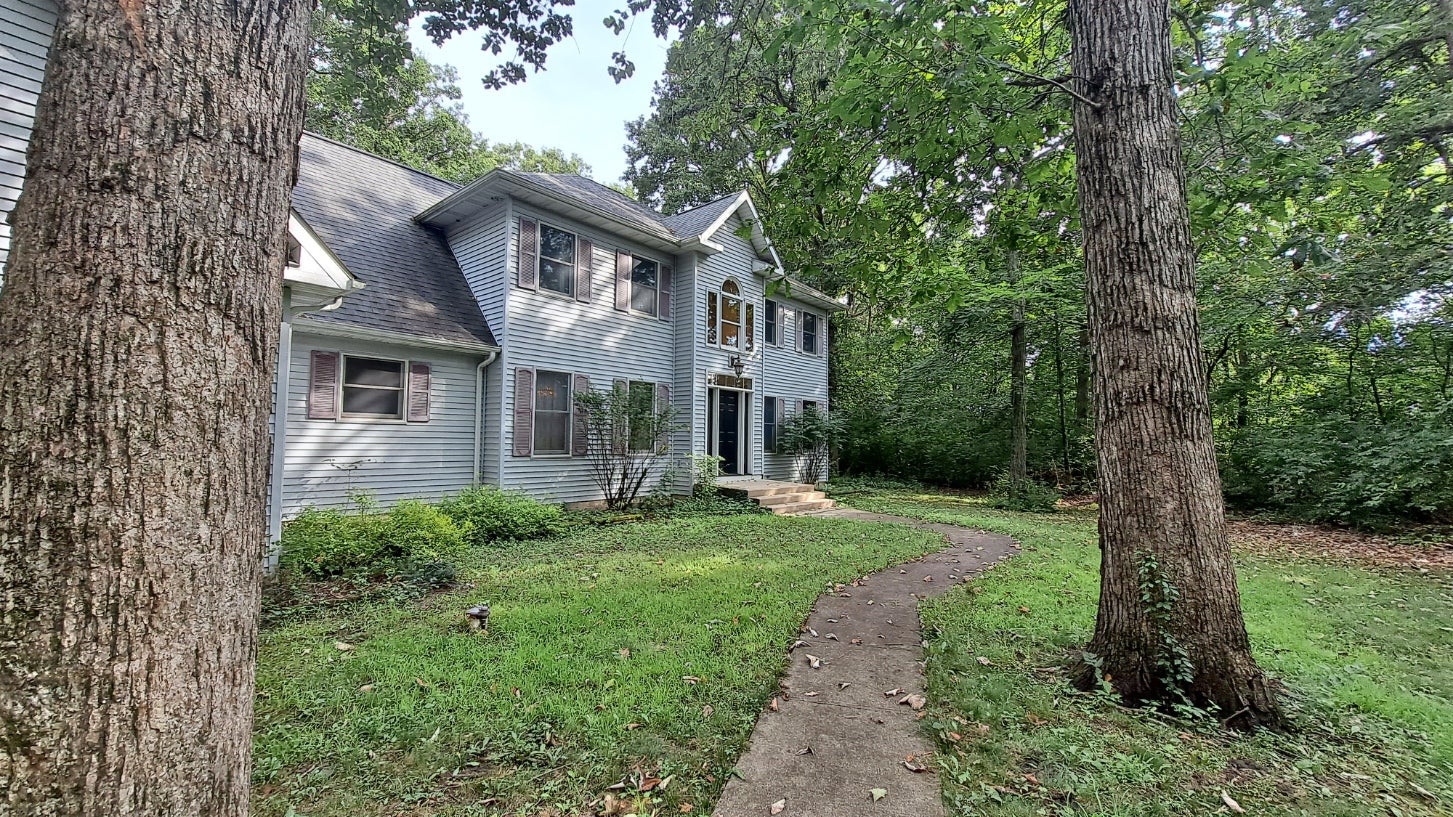 2558 N 2950th Road