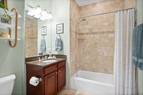 Tiny photo for 2450 W Montrose Avenue #3N, Chicago, IL 60618 (MLS # 12744910)
