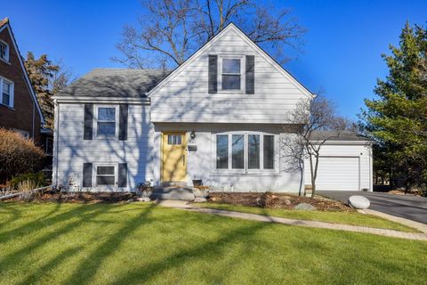 541 Park Row Glen Ellyn IL 60137